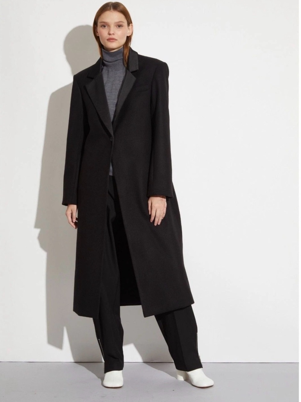 SAINTART Toby Long Black Tailored Wool Coat